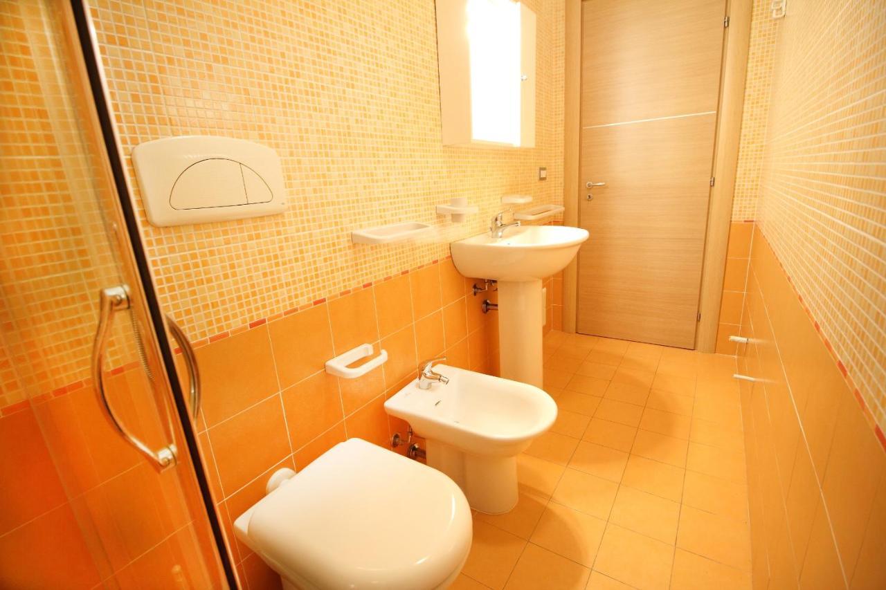 Bilocale Orange Apartman Gallipoli Kültér fotó